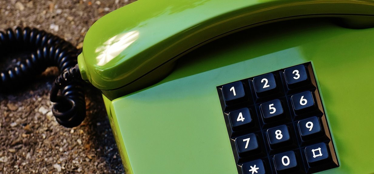 customer service contact numbers